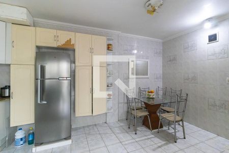 Casa para alugar com 260m², 5 quartos e 3 vagas Casa para alugar com 260m², 5 quartos e 3 vagasCozinha