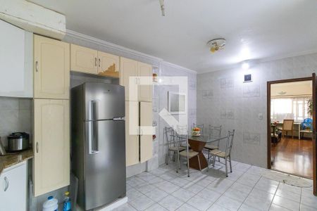 Casa para alugar com 260m², 5 quartos e 3 vagas Casa para alugar com 260m², 5 quartos e 3 vagasCozinha