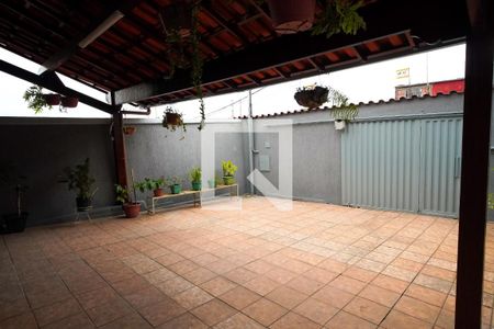 Casa para alugar com 250m², 4 quartos e 3 vagas Casa para alugar com 250m², 4 quartos e 3 vagasGaragem