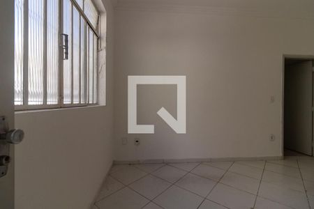 Sala de casa à venda com 6 quartos, 80m² em Lapa, São Paulo