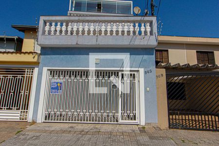 Casa à venda com 282m², 3 quartos e 2 vagasFachada