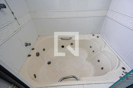 Banheiro da Suíte 1 de casa à venda com 3 quartos, 282m² em Jardim Stella, Santo André