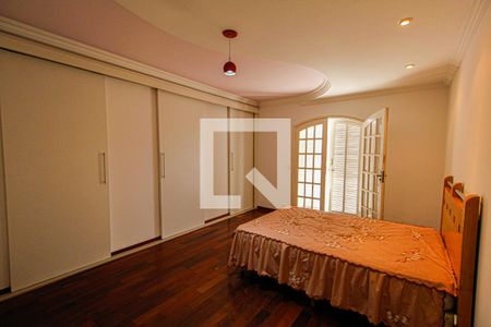 Quarto Suíte 1 de casa à venda com 3 quartos, 282m² em Jardim Stella, Santo André