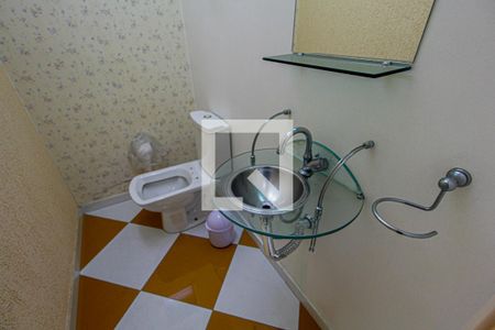 Casa à venda com 282m², 3 quartos e 2 vagasLavabo