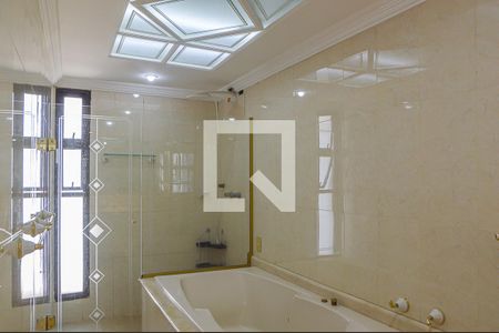 Apartamento à venda com 326m², 3 quartos e 3 vagasBanheiro da Suíte