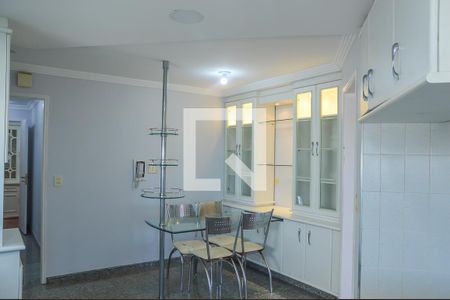 Apartamento à venda com 326m², 3 quartos e 3 vagasCozinha