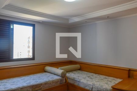 Apartamento à venda com 326m², 3 quartos e 3 vagasQuarto 2