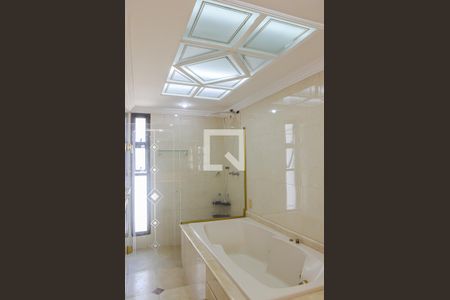 Apartamento à venda com 326m², 3 quartos e 3 vagasBanheiro da Suíte