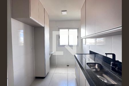 Apartamento para alugar com 72m², 2 quartos e 2 vagas Apartamento para alugar com 72m², 2 quartos e 2 vagasCozinha