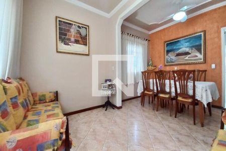 Sala de Estar  de casa à venda com 4 quartos, 170m² em Vila Maria Eugênia, Campinas