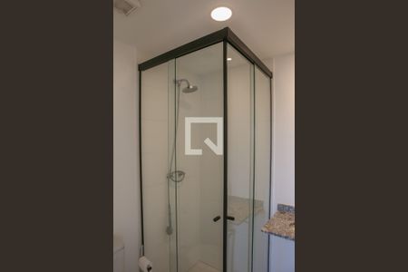 Apartamento à venda com 72m², 2 quartos e 2 vagasBanheiro Social