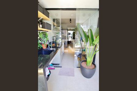 Apartamento à venda com 70m², 2 quartos e 1 vaga Apartamento à venda com 70m², 2 quartos e 1 vagaÁrea de Serviço