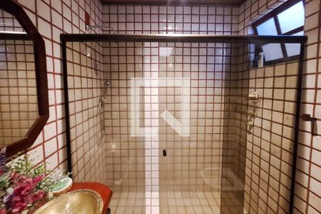 Casa para alugar com 556m², 3 quartos e 2 vagasBanheiro da Suíte 1