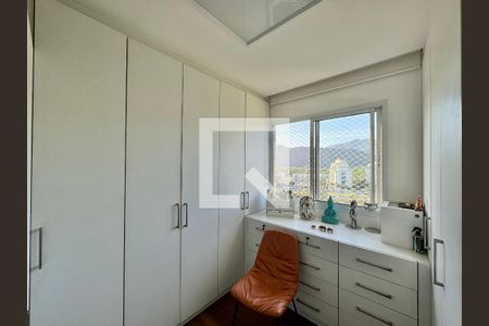 Apartamento à venda com 318m², 5 quartos e 4 vagasSuíte 1 - Closet