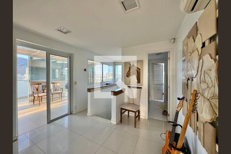 Apartamento à venda com 318m², 5 quartos e 4 vagasSala (Cobertura)