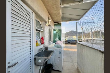 Apartamento à venda com 318m², 5 quartos e 4 vagasTerraço - Lavanderia