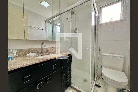 Apartamento à venda com 318m², 5 quartos e 4 vagasBanheiro