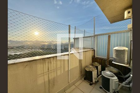 Apartamento à venda com 318m², 5 quartos e 4 vagasSuíte 4 - varanda