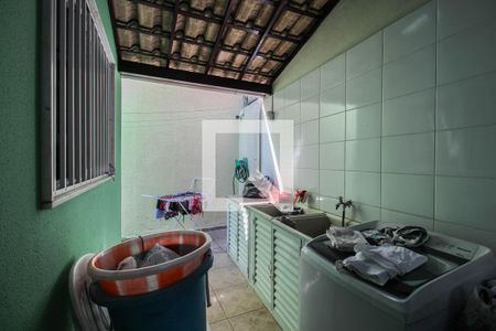 Casa de condomínio para alugar com 171m², 4 quartos e 2 vagasÁrea de Serviço