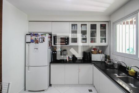 Casa de condomínio para alugar com 171m², 4 quartos e 2 vagasCozinha