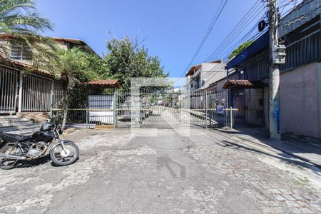 Casa de condomínio para alugar com 171m², 4 quartos e 2 vagasFachada