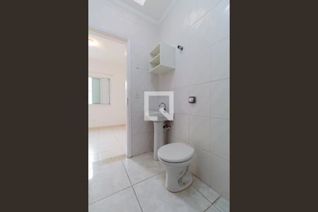 Casa de condomínio à venda com 180m², 3 quartos e 3 vagas Casa de condomínio à venda com 180m², 3 quartos e 3 vagasBanheiro Suíte 3