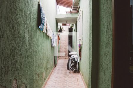 Casa à venda com 110m², 3 quartos e 1 vagaCorredor