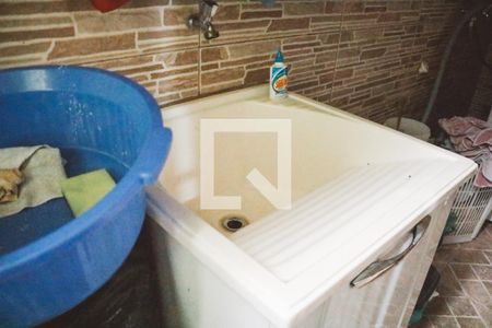 Casa à venda com 110m², 3 quartos e 1 vagaÁrea de Serviço