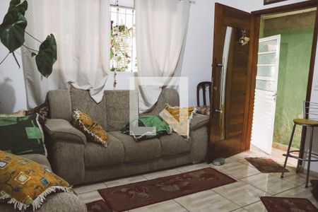 Sala de casa à venda com 3 quartos, 110m² em Vila Medeiros, São Paulo