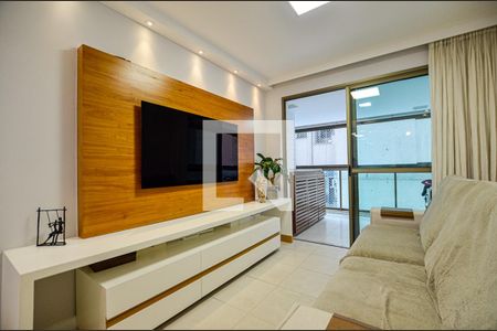 Sala de apartamento à venda com 2 quartos, 76m² em Icaraí, Niterói