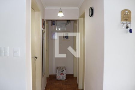 Hall Distribuição dos Quartos de apartamento para alugar com 2 quartos, 75m² em Consolação, São Paulo