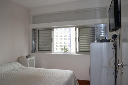 Dormitório 1 de apartamento para alugar com 2 quartos, 75m² em Consolação, São Paulo