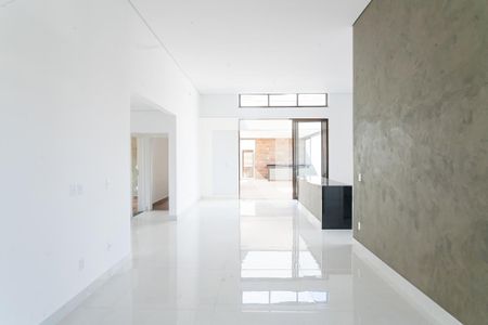 Casa de condomínio para alugar com 252m², 4 quartos e 6 vagassala