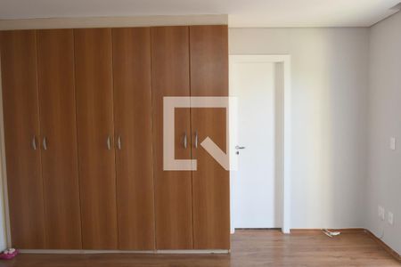 Quarto 1 - Suíte de casa de condomínio para alugar com 3 quartos, 148m² em Vila Sofia, São Paulo