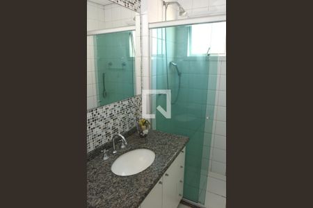 Casa de condomínio para alugar com 148m², 3 quartos e 2 vagasBanheiro da Suíte