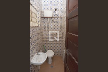 Casa para alugar com 158m², 3 quartos e 2 vagasBanheiro de serviço