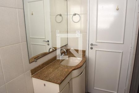 Banheiro de casa para alugar com 3 quartos, 158m² em Jardim Consorcio, São Paulo