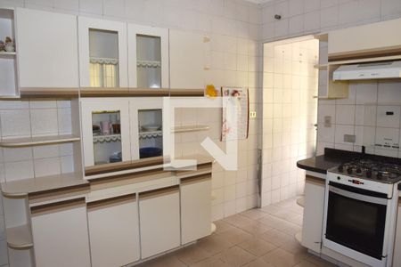 Casa para alugar com 158m², 3 quartos e 2 vagasCozinha