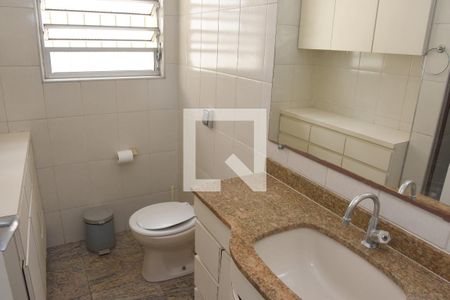 Casa para alugar com 158m², 3 quartos e 2 vagasBanheiro