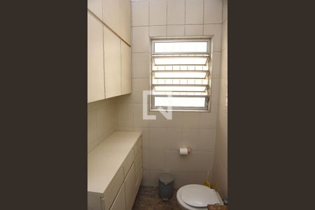 Casa para alugar com 158m², 3 quartos e 2 vagasBanheiro