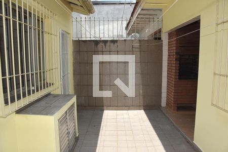 Quintal de casa para alugar com 3 quartos, 158m² em Jardim Consorcio, São Paulo