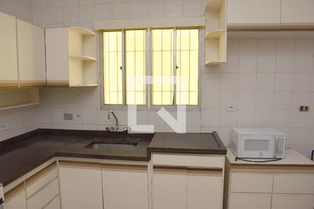 Casa para alugar com 158m², 3 quartos e 2 vagasCozinha
