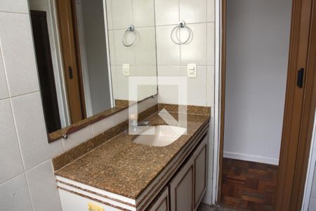 Casa para alugar com 158m², 3 quartos e 2 vagasBanheiro da Suíte