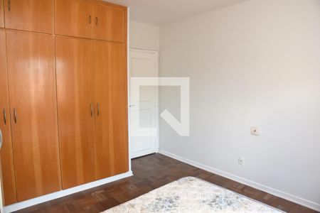 Casa para alugar com 158m², 3 quartos e 2 vagasQuarto 3