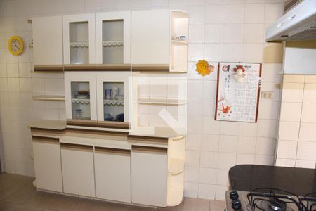 Casa para alugar com 158m², 3 quartos e 2 vagasCozinha