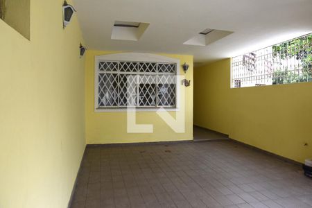 Garagem de casa para alugar com 3 quartos, 158m² em Jardim Consorcio, São Paulo