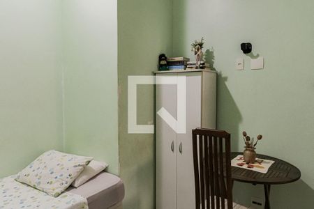 Quarto 1 de apartamento à venda com 3 quartos, 81m² em Copacabana, Rio de Janeiro