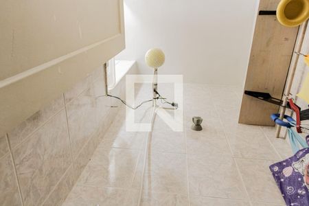 Apartamento à venda com 81m², 3 quartos e sem vagaBanheiro de serviço