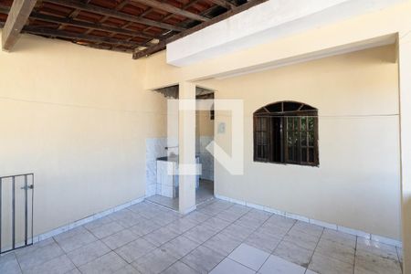 Casa para alugar com 51m², 1 quarto e sem vagaQuintal