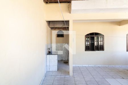 Casa para alugar com 51m², 1 quarto e sem vagaQuintal